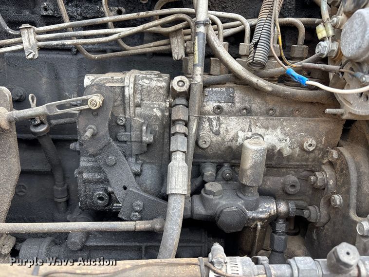 image for item FH7057 2000 John Deere 250C articulated haul truck