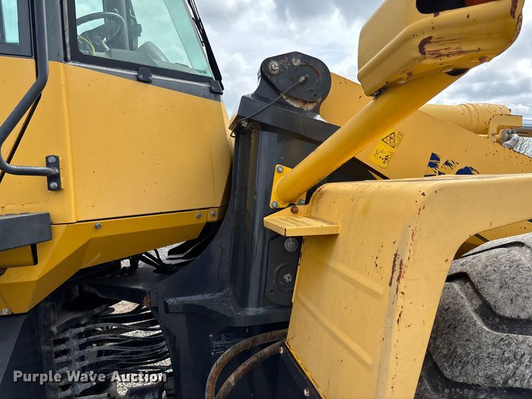 image for item FH7058 2012 Komatsu WA480-6 wheel loader
