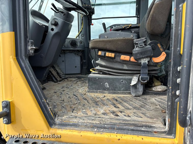 image for item FH7058 2012 Komatsu WA480-6 wheel loader