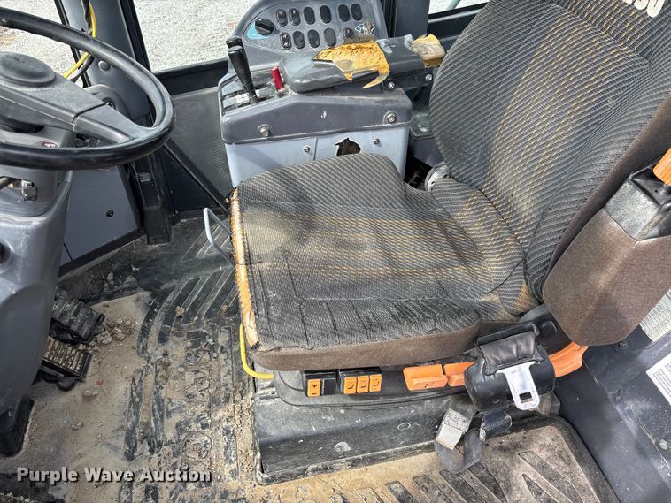 image for item FH7058 2012 Komatsu WA480-6 wheel loader