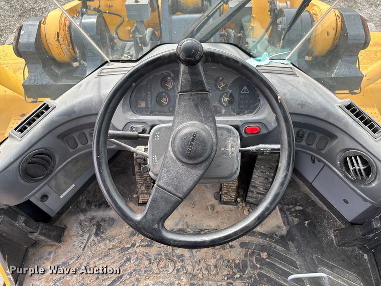 image for item FH7058 2012 Komatsu WA480-6 wheel loader