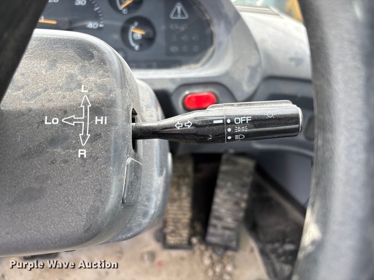 image for item FH7058 2012 Komatsu WA480-6 wheel loader