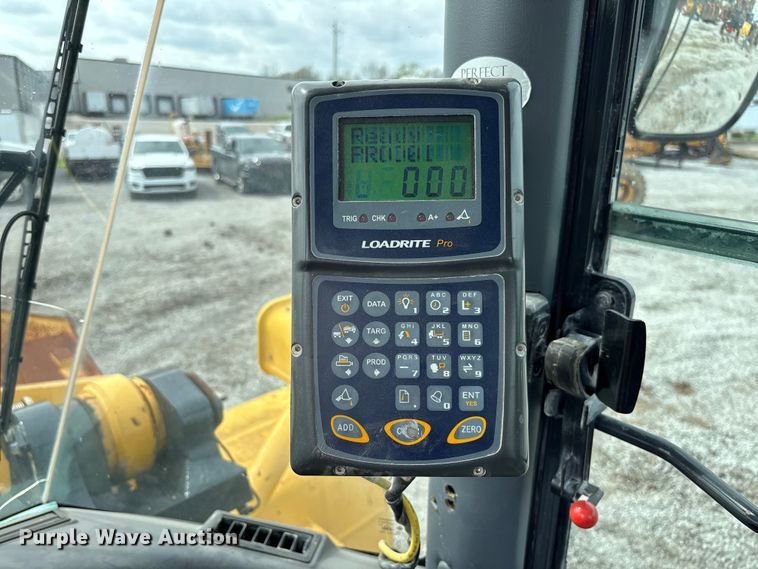 image for item FH7058 2012 Komatsu WA480-6 wheel loader