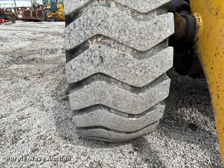 image for item FH7058 2012 Komatsu WA480-6 wheel loader