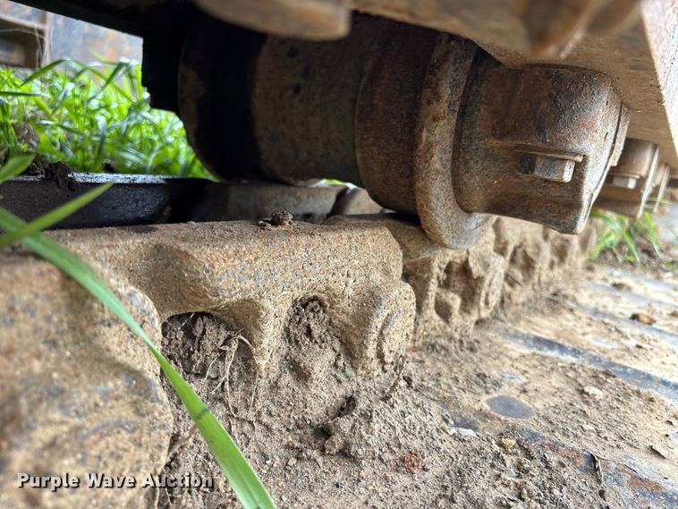 image for item FH7059 Linkbelt 225 excavator