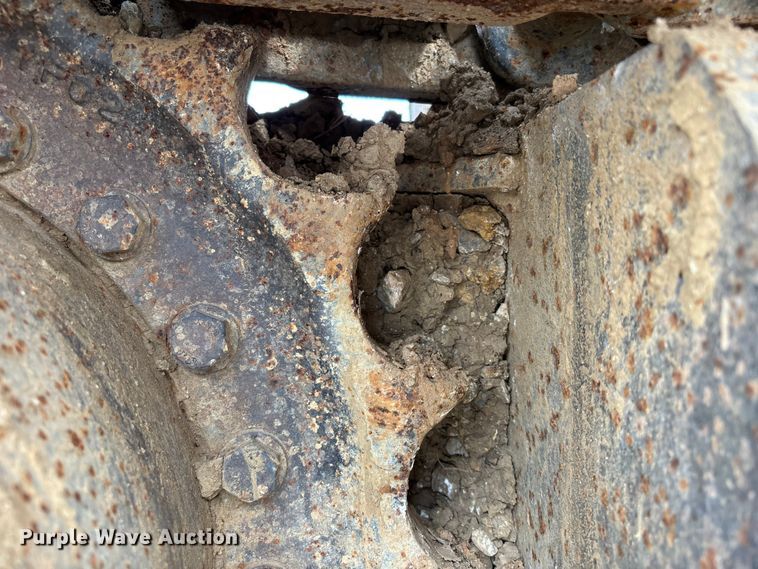 image for item FH7059 Linkbelt 225 excavator