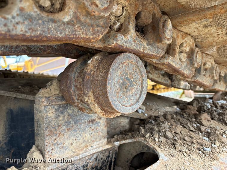 image for item FH7059 Linkbelt 225 excavator