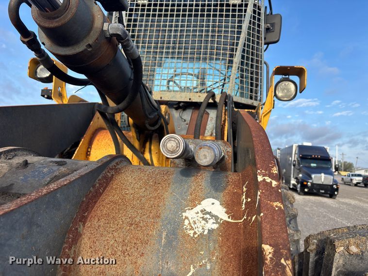 image for item FH7060 2010 John Deere 544k high lift wheel loader