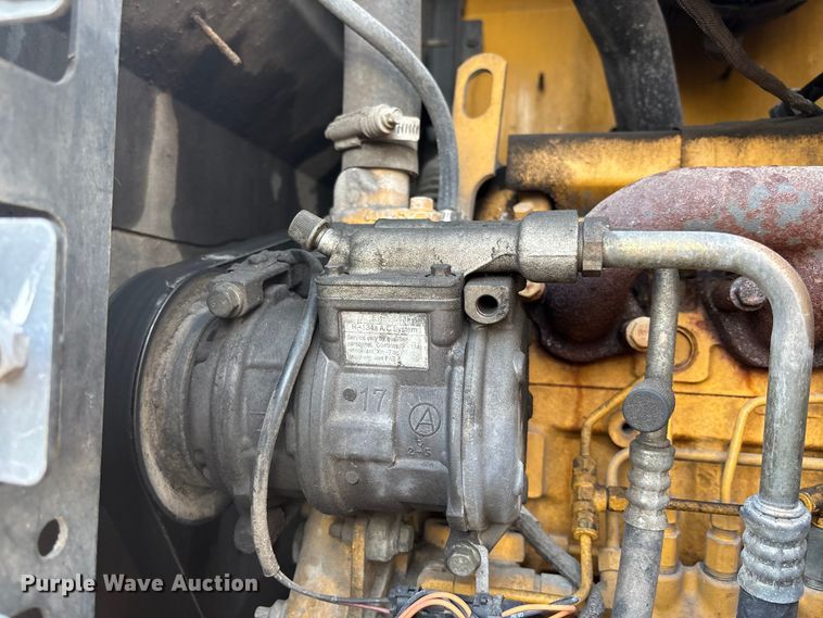 image for item FH7060 2010 John Deere 544k high lift wheel loader