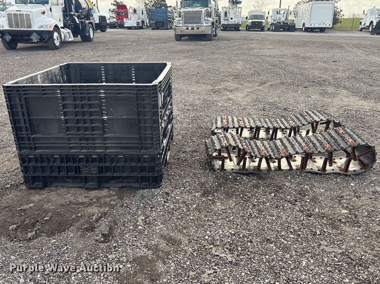 image for item FI0160 ODG 849-151 over tire tracks
