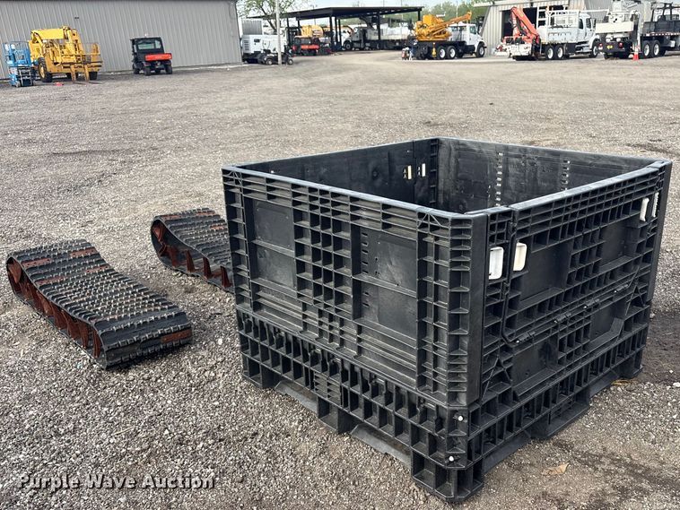 image for item FI0160 ODG 849-151 over tire tracks