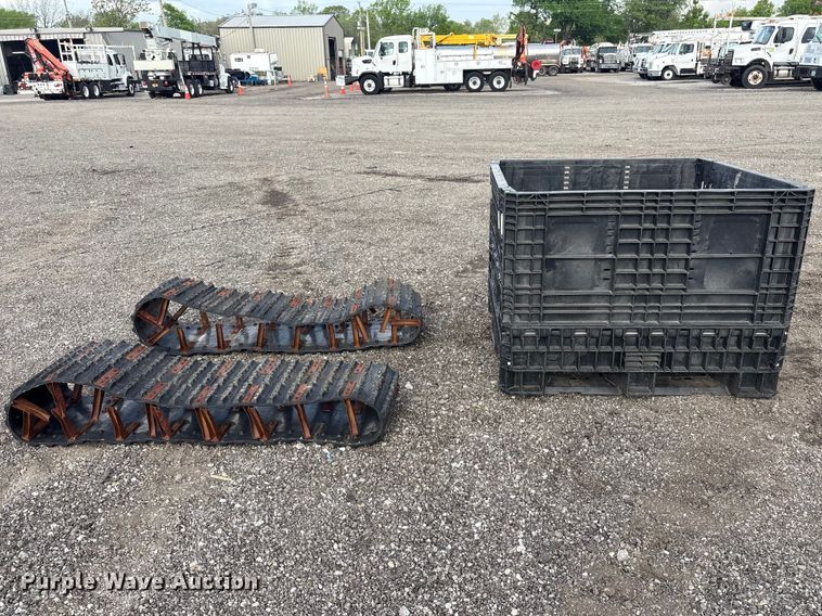 image for item FI0160 ODG 849-151 over tire tracks