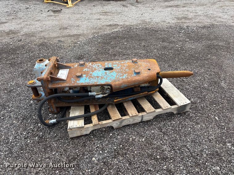 image for item FI0164 Excavator breaker