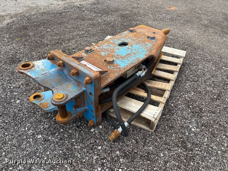 image for item FI0164 Excavator breaker