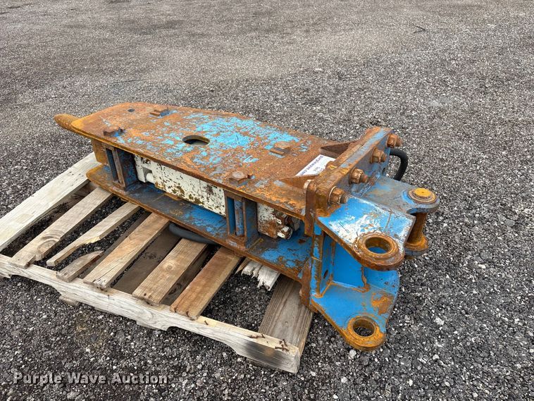 image for item FI0164 Excavator breaker