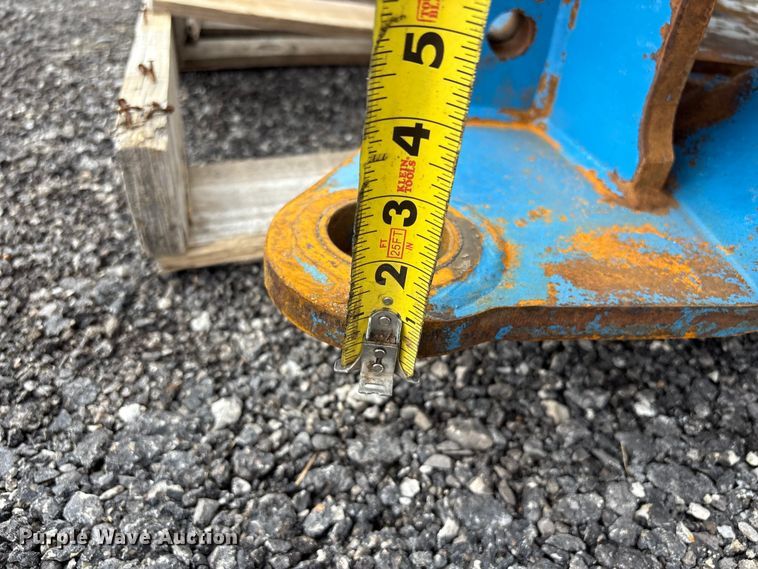 image for item FI0164 Excavator breaker