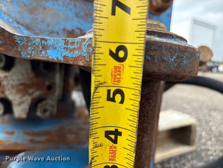 image for item FI0164 Excavator breaker