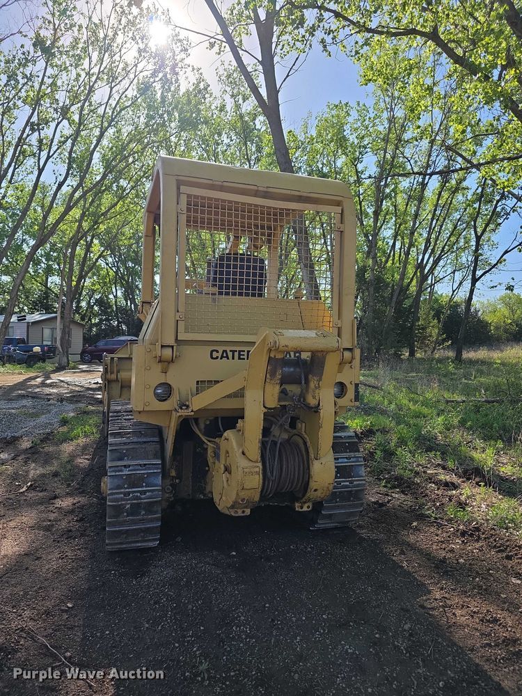 image for item FI0946 1972 Caterpillar 955L track loader
