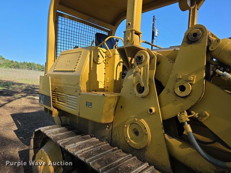 image for item FI0946 1972 Caterpillar 955L track loader