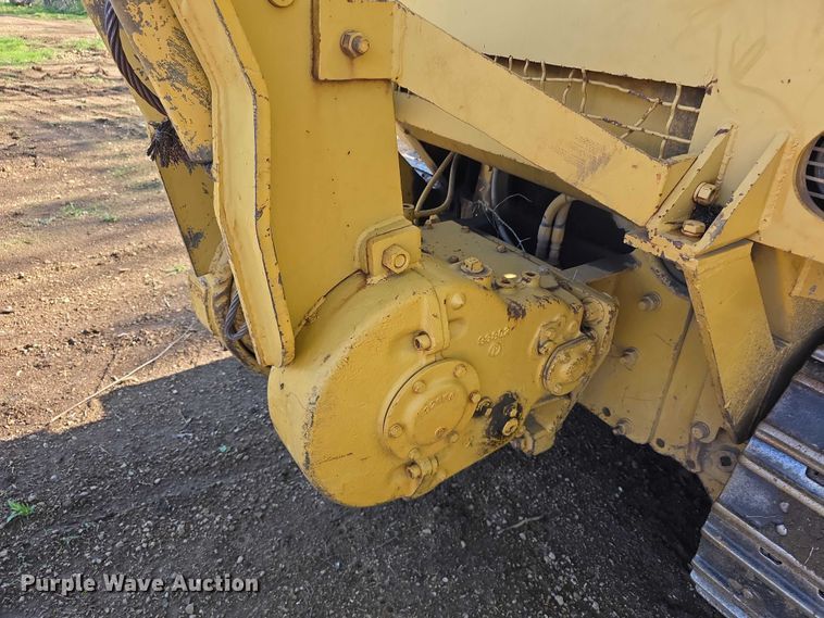 image for item FI0946 1972 Caterpillar 955L track loader
