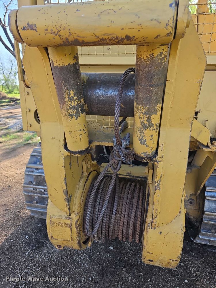 image for item FI0946 1972 Caterpillar 955L track loader