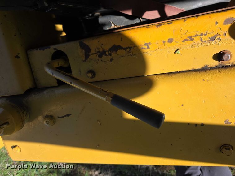 image for item FI0946 1972 Caterpillar 955L track loader