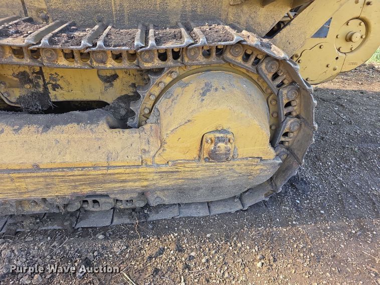 image for item FI0946 1972 Caterpillar 955L track loader