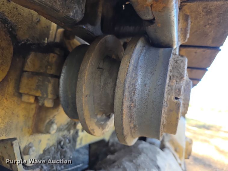 image for item FI0946 1972 Caterpillar 955L track loader