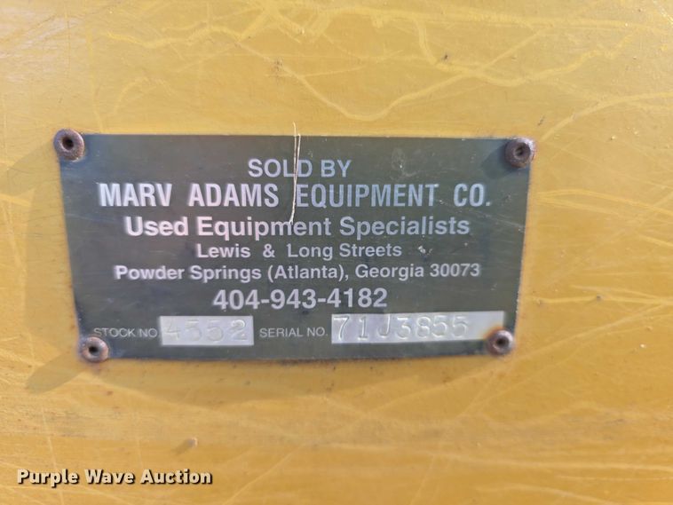 image for item FI0946 1972 Caterpillar 955L track loader