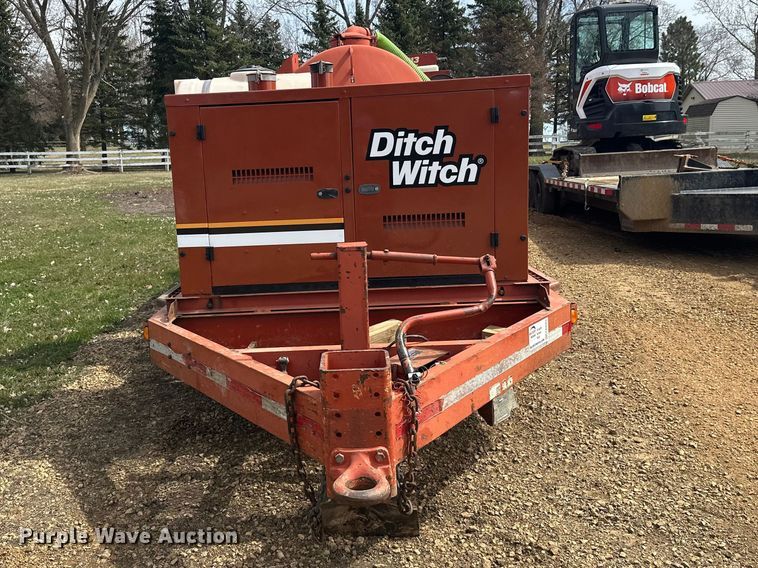 image for item FK0062 2010 Ditch Witch FX30 vacuum excavator