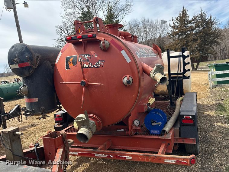 image for item FK0062 2010 Ditch Witch FX30 vacuum excavator