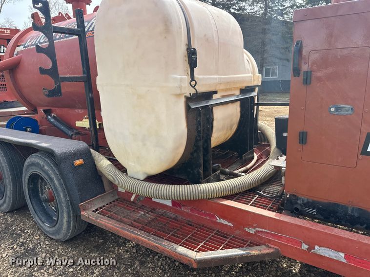 image for item FK0062 2010 Ditch Witch FX30 vacuum excavator