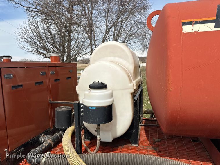 image for item FK0062 2010 Ditch Witch FX30 vacuum excavator