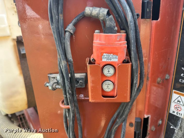 image for item FK0062 2010 Ditch Witch FX30 vacuum excavator