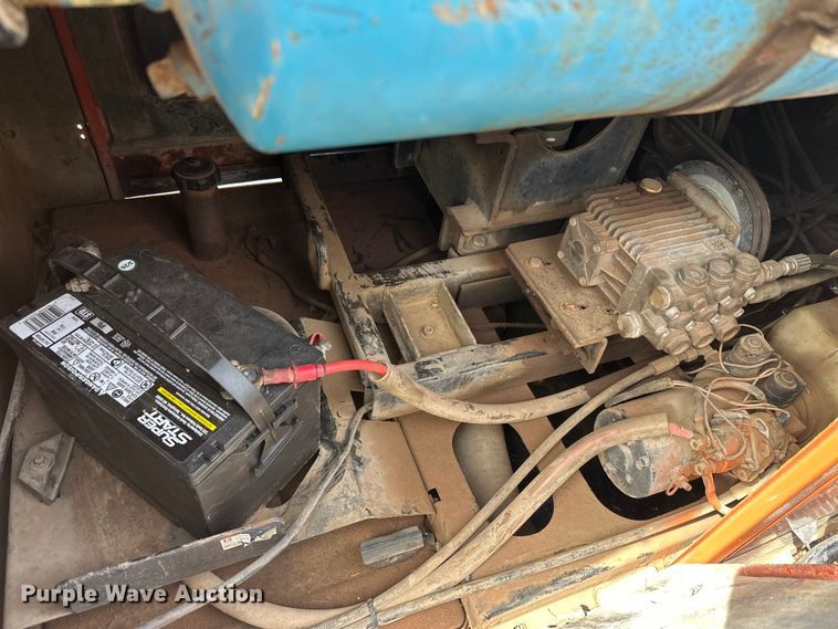 image for item FK0062 2010 Ditch Witch FX30 vacuum excavator