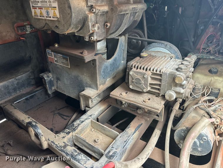 image for item FK0062 2010 Ditch Witch FX30 vacuum excavator