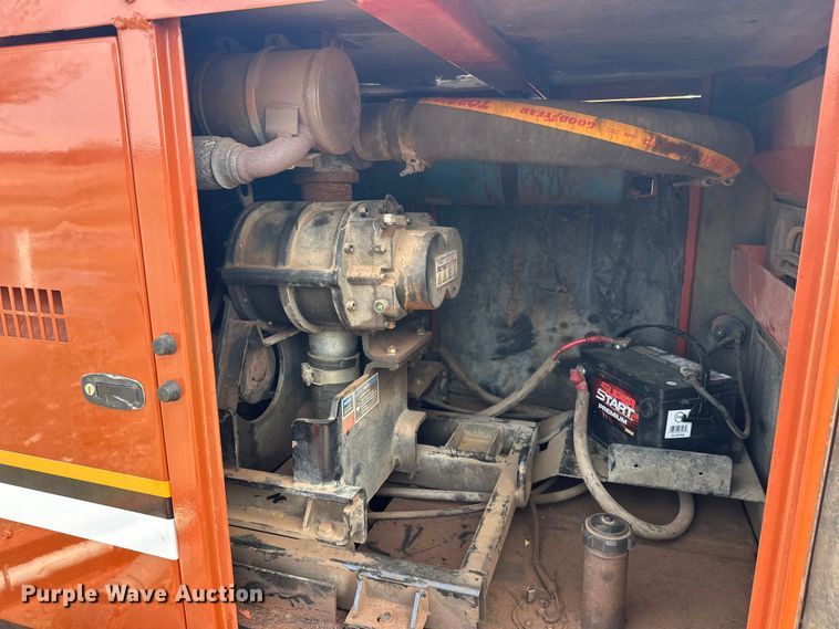 image for item FK0062 2010 Ditch Witch FX30 vacuum excavator