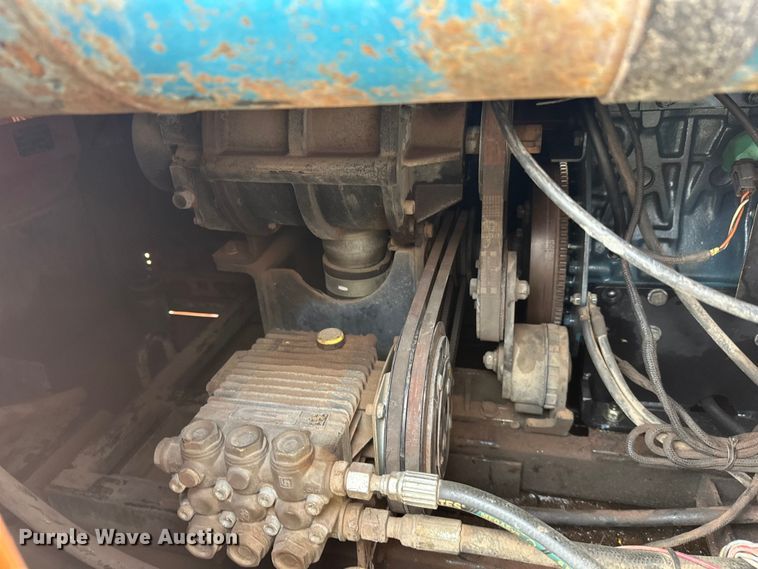 image for item FK0062 2010 Ditch Witch FX30 vacuum excavator