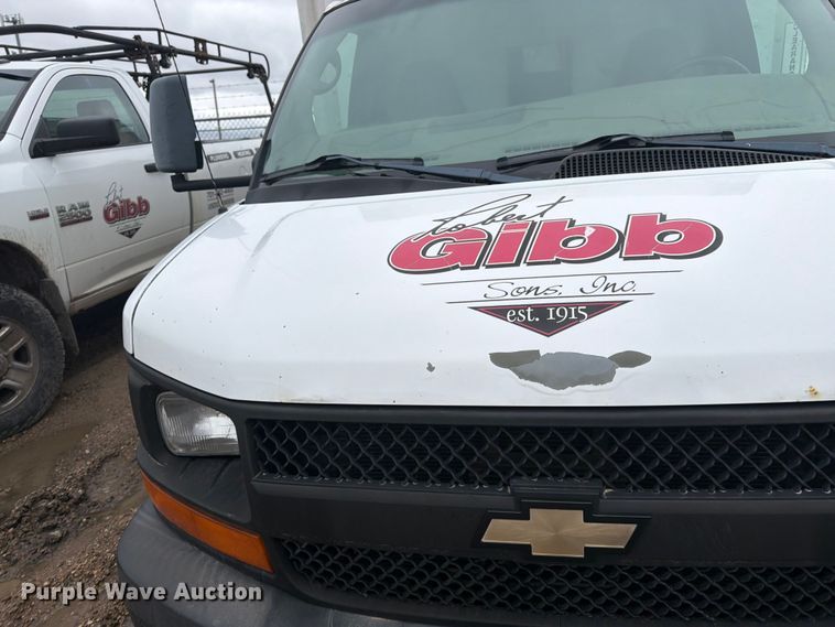image for item FK0081 2009 Chevrolet Express box truck