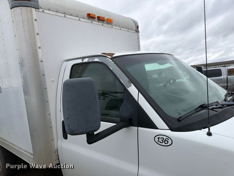 image for item FK0081 2009 Chevrolet Express box truck