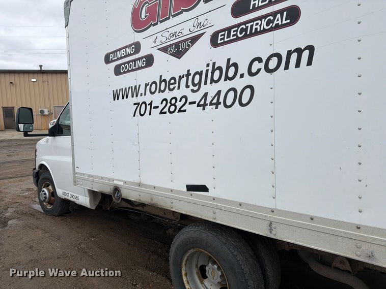 image for item FK0081 2009 Chevrolet Express box truck