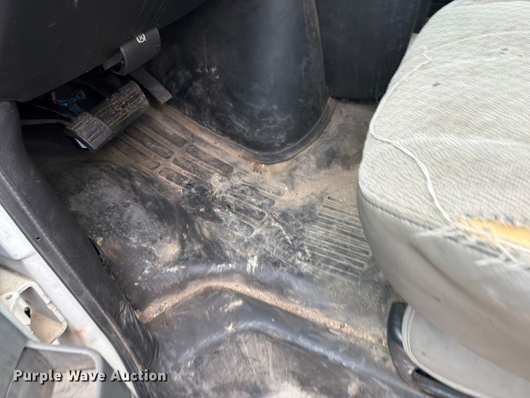 image for item FK0081 2009 Chevrolet Express box truck