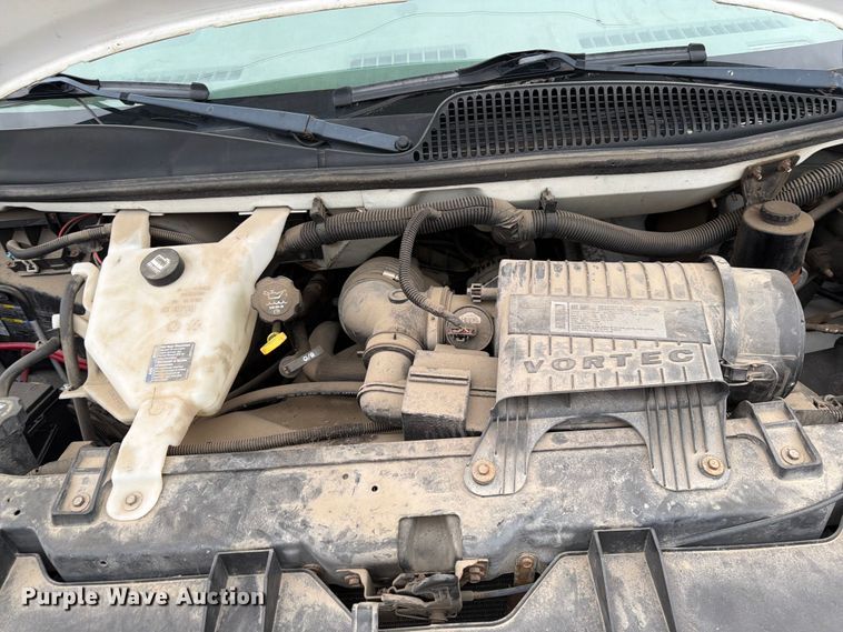 image for item FK0081 2009 Chevrolet Express box truck