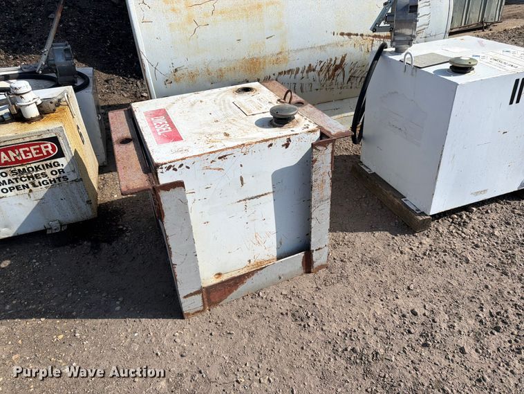 image for item FK0085 (5) fuel tanks