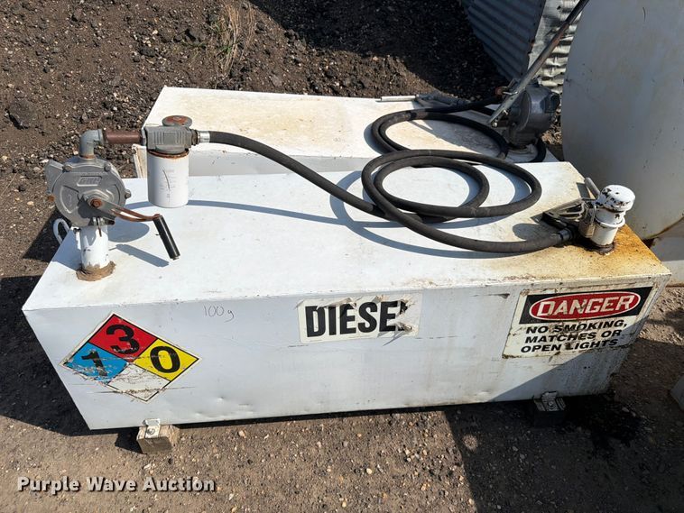 image for item FK0085 (5) fuel tanks