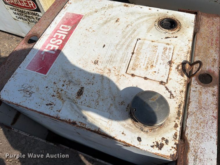 image for item FK0085 (5) fuel tanks