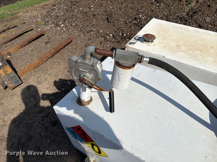 image for item FK0085 (5) fuel tanks