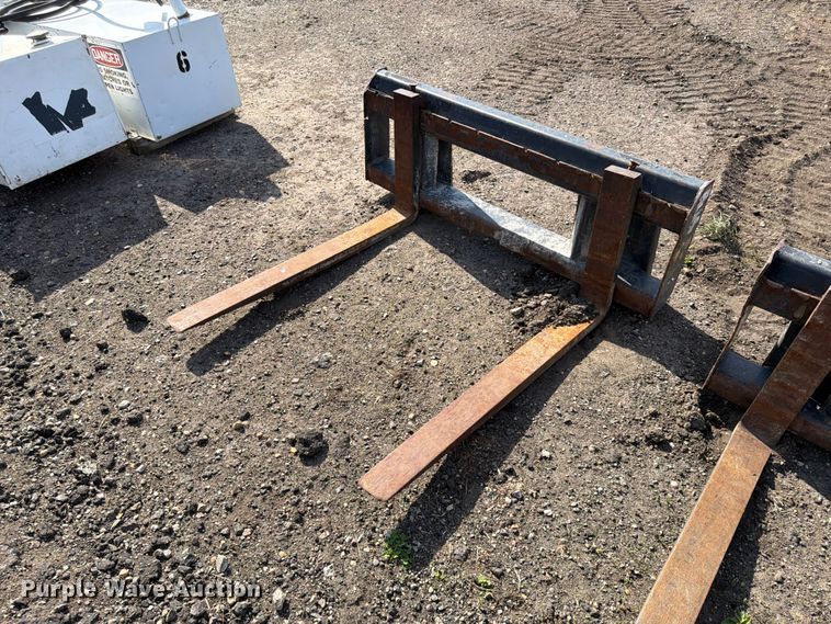 image for item FK0086 Skid steer forks