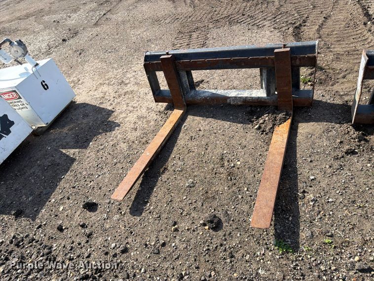 image for item FK0086 Skid steer forks