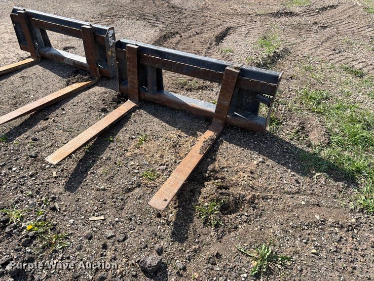 image for item FK0087 Skid steer forks